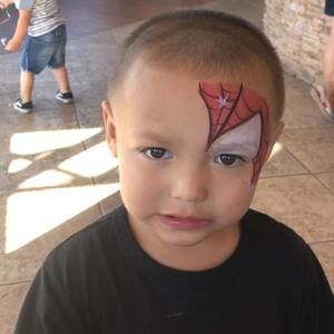 Meet your Posher, Carolina